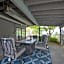 Cypress: Private Bedroom/Bathroom/Office, with Shared Pool, Hot tub