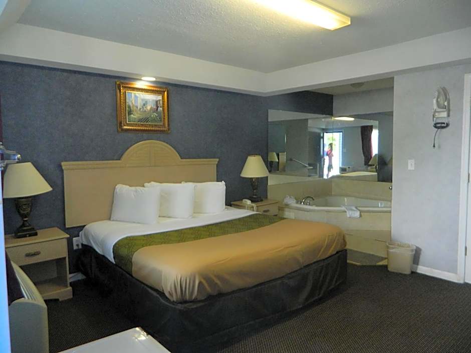 Village Inn & Suites - Smithville