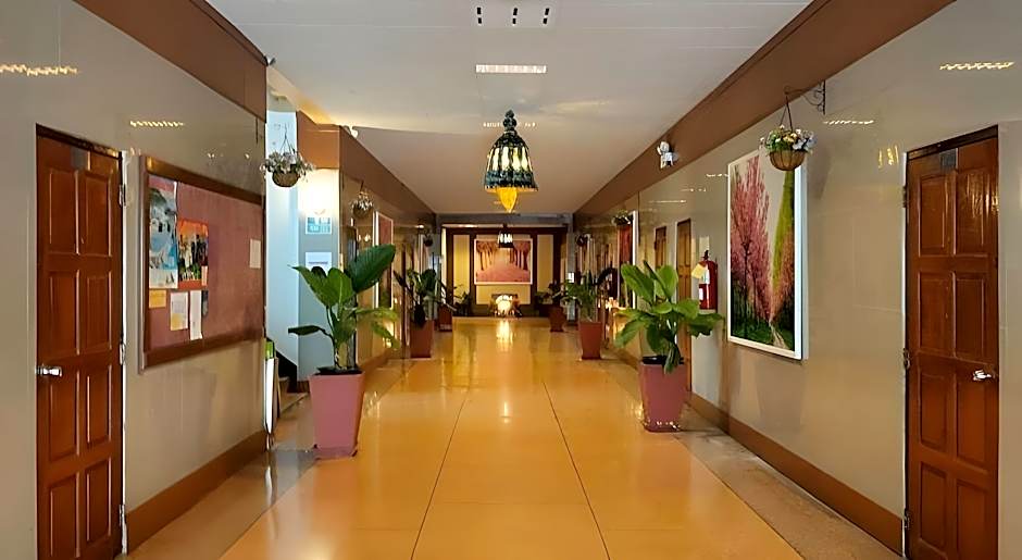 Suriwong Chumphon Hotel