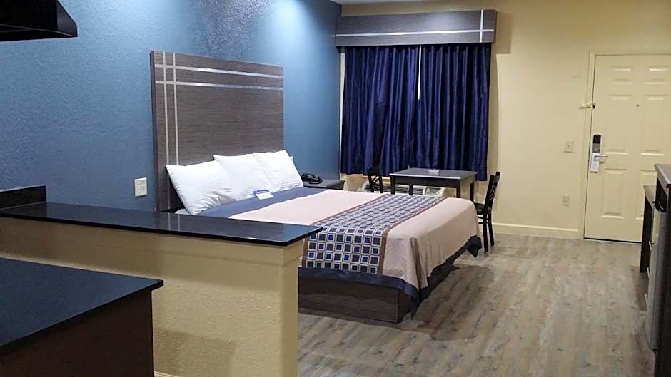 Americas Best Value Inn & Suites Houston NE