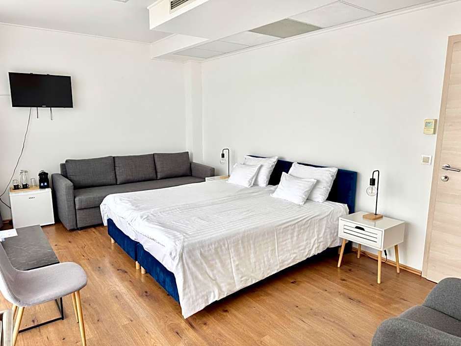 Rooftop City Residence with Underground Parking