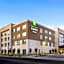 Holiday Inn Express & Suites Fresno Airport By IHG