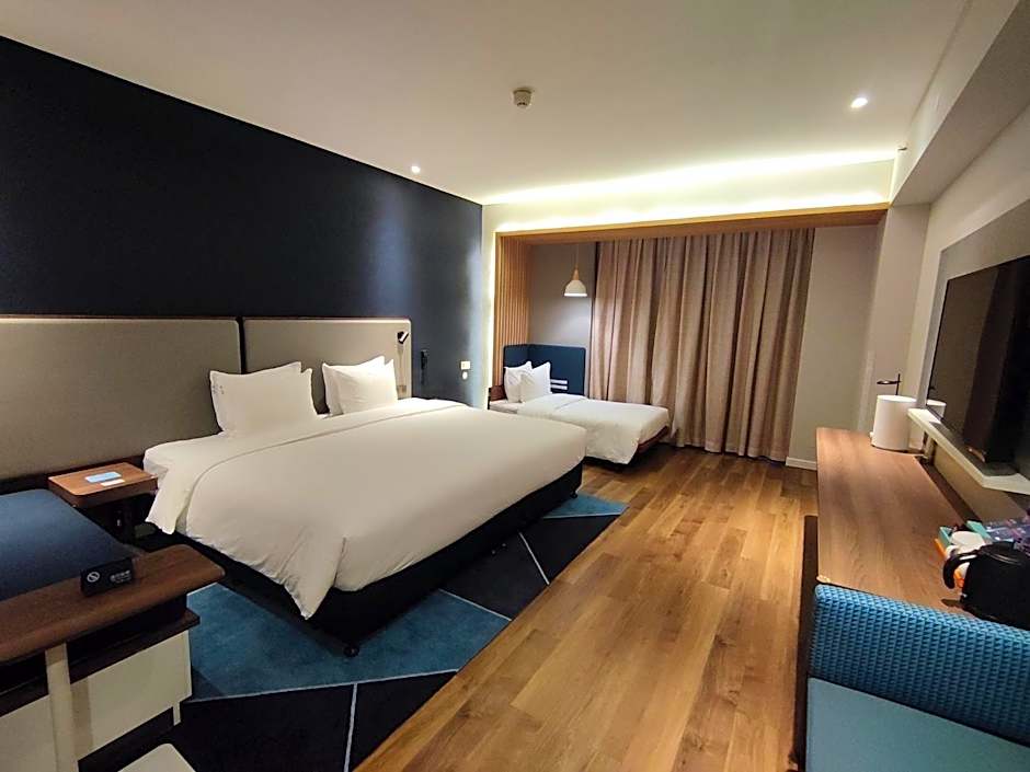 Holiday Inn Express Yinchuan Downtown, an IHG hotel