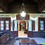 OYO 804 Ndalem Maharani Guest House