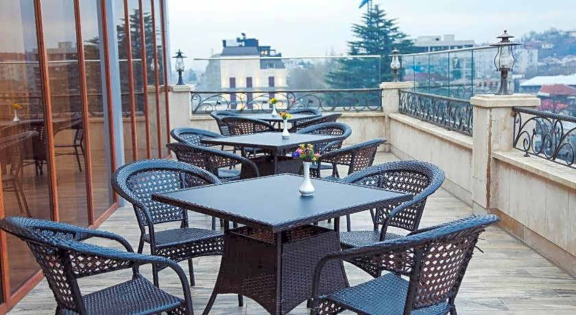 Hotel King David The Builder