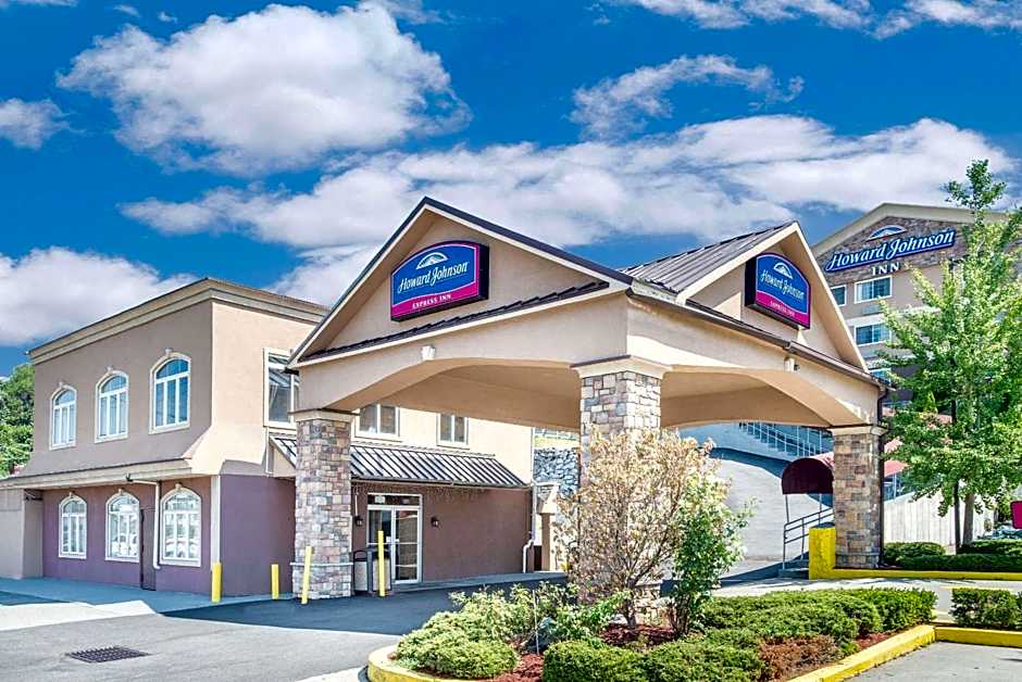 Howard Johnson by Wyndham North Bergen