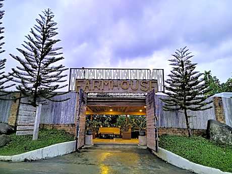 The Farmhouse Private Resort