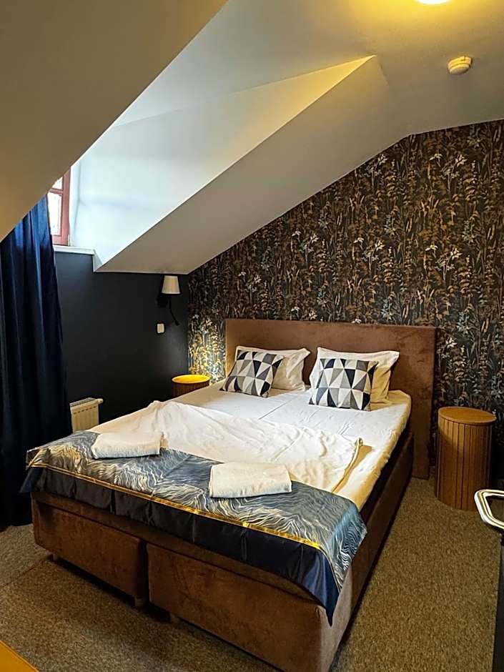 Apple Economy Hotel