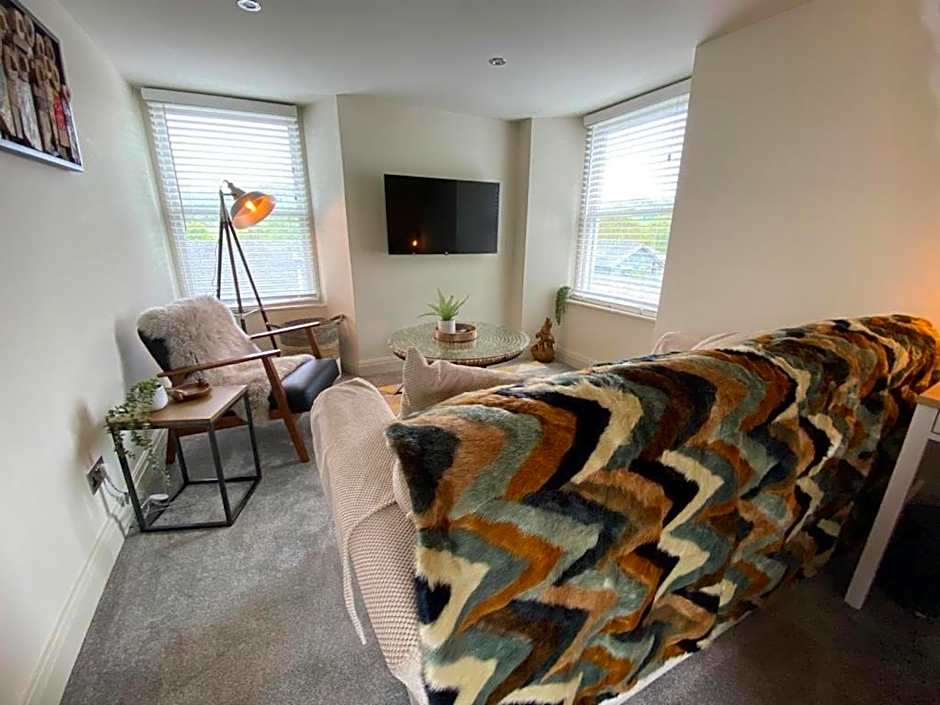The Hive at Poppi-Red