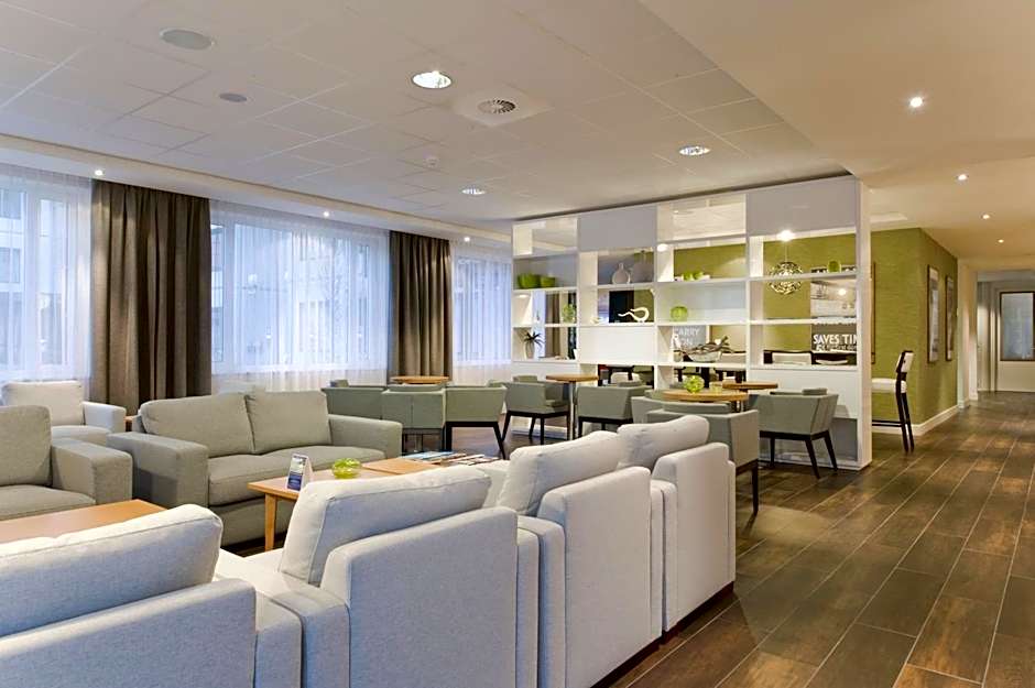 Holiday Inn Express Amsterdam - Schiphol By IHG