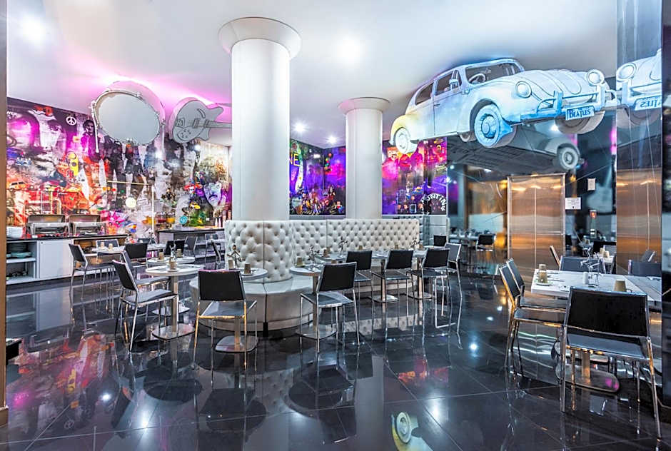Hotel Black Tower Premium
