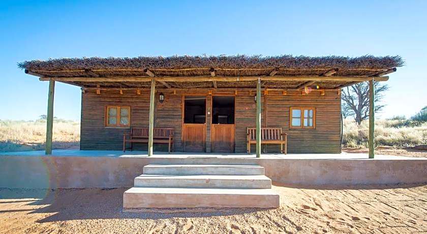 Zoutpanputs Game Lodge