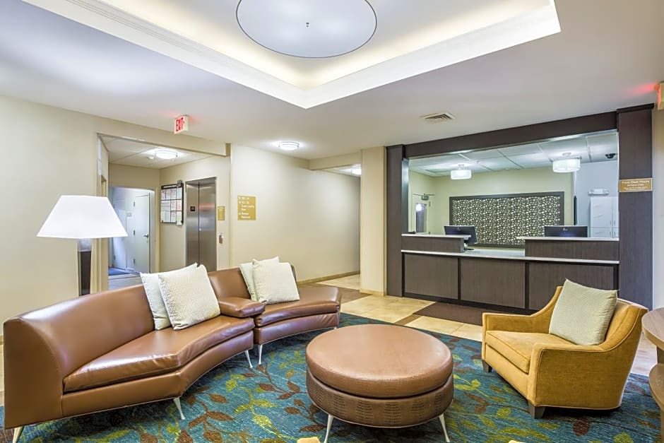 Candlewood Suites Virginia Beach-Norfolk