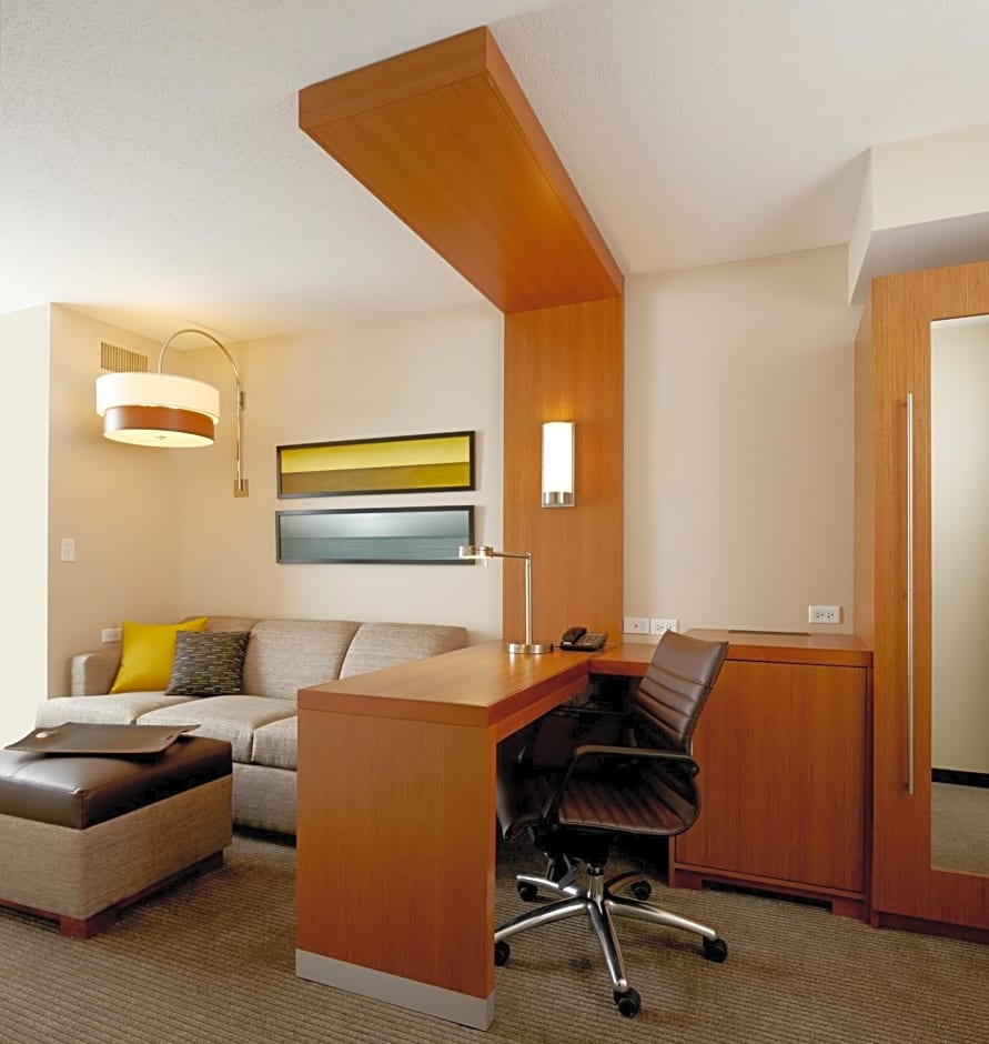 Hyatt Place at The Hollywood Casino / Pittsburgh - South