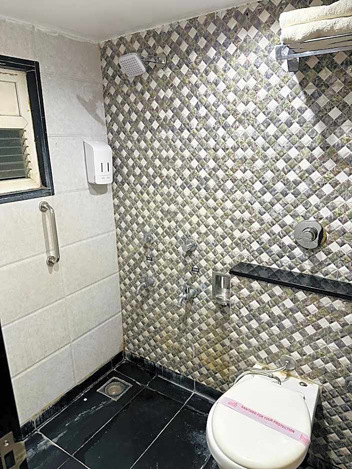 Hotel Sovereign, Daman