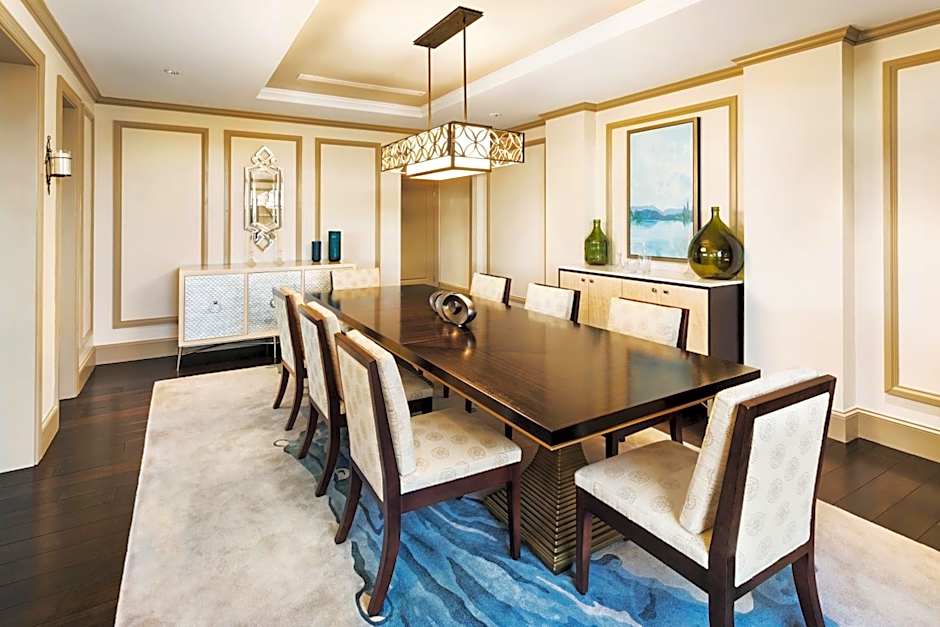 THE TENNESSEAN Personal Luxury Hotel