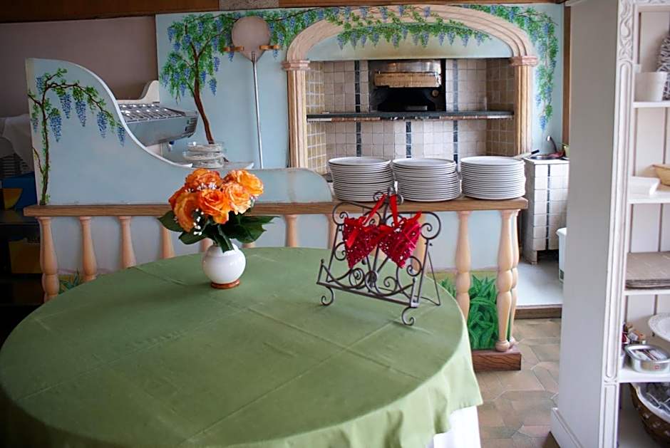 Hotel Mirabeau