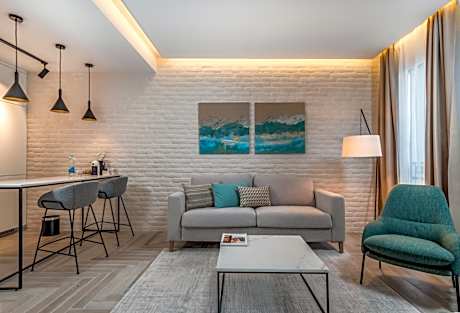 Superior Sea View Room with Balcony - Contemporary Building