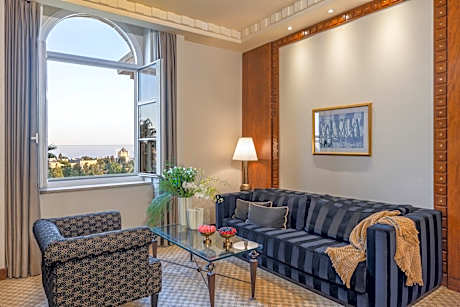 Deluxe Double or Twin Room with Old City View