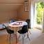 B&B Roseland