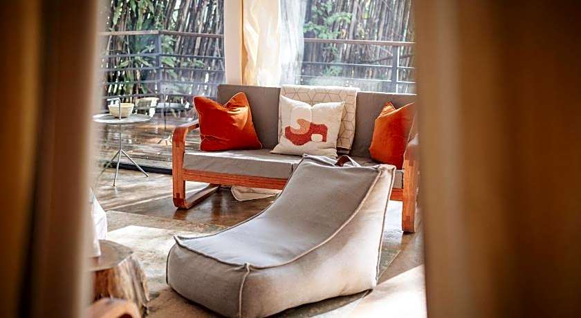 Kaliwa Lodge