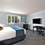Best Western Plus Manhattan Beach Hotel