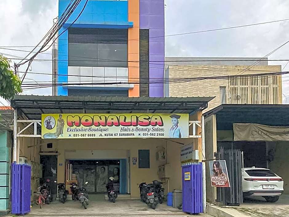Monalisa Homestay Mitra RedDoorz – Surabaja, IL