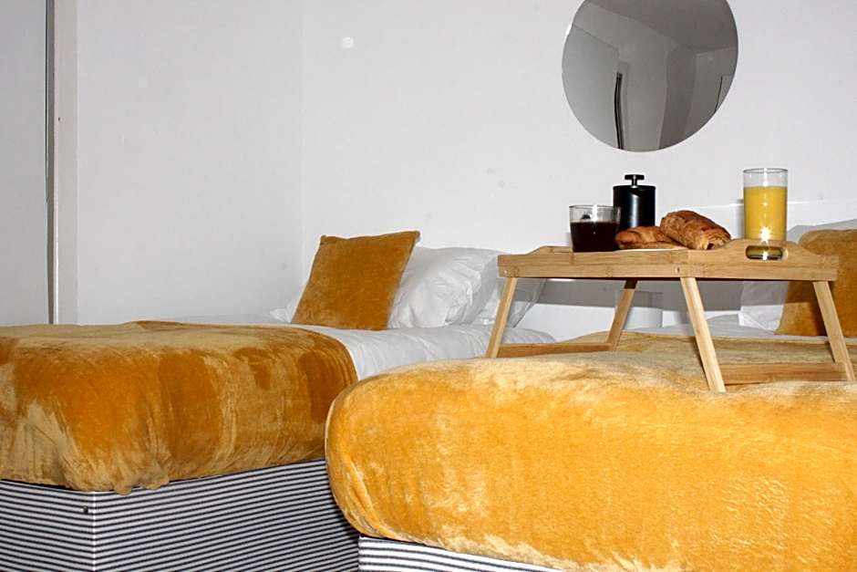 Elegant Room in St Albans