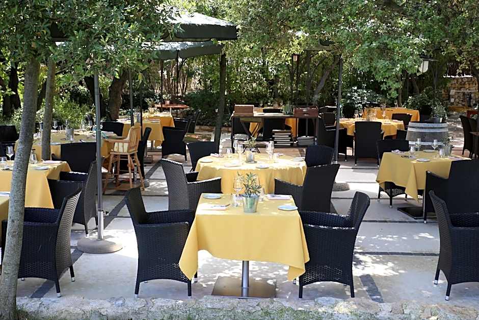 Maison CHENET - Les Chambres Entre Vigne et Garrigue - Teritoria