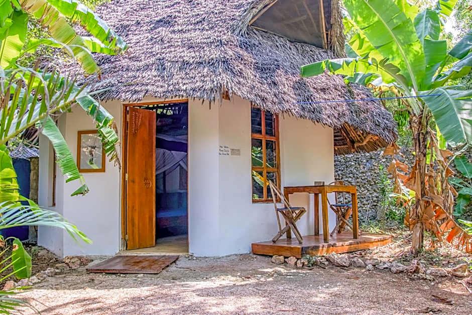 Kameleon Blue Arts Lodge