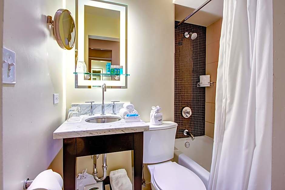 The Midland Hotel, Chicago, a Tribute Portfolio Hotel