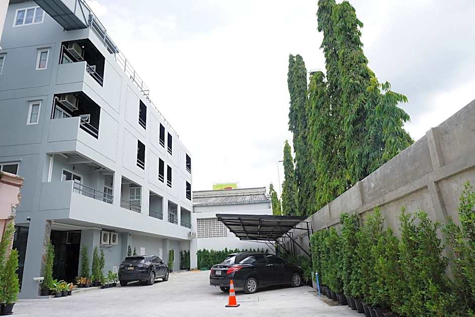 B-Black Hotel