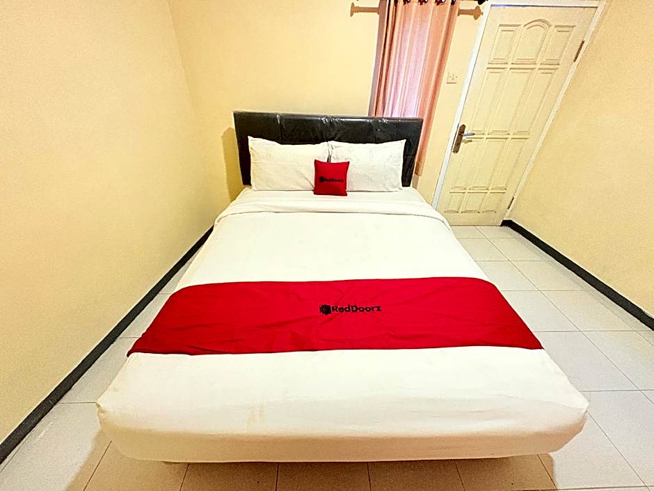 RedDoorz Syariah @ Nusa Indah near BNS