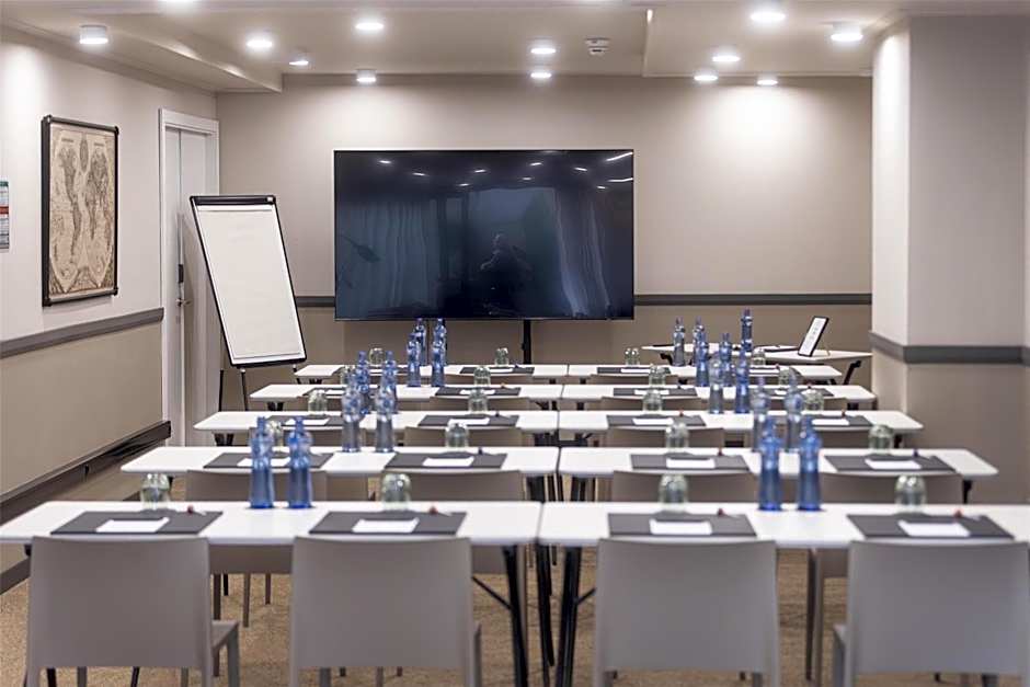 Via Sants Hotel Barcelona, Tapestry Collection by Hilton