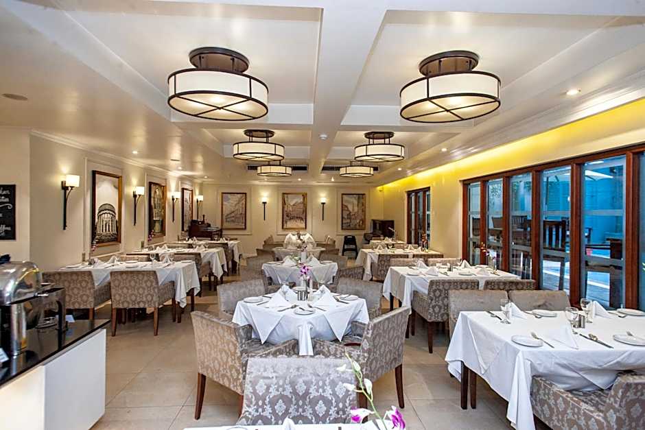 Royal Park Residence Hotel