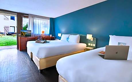 Standard Room - 1 Double Bed 1 Single Bed