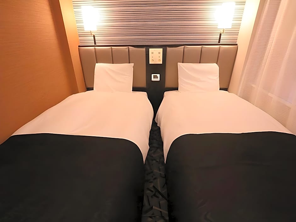 Apa Hotel Takaoka-Marunouchi