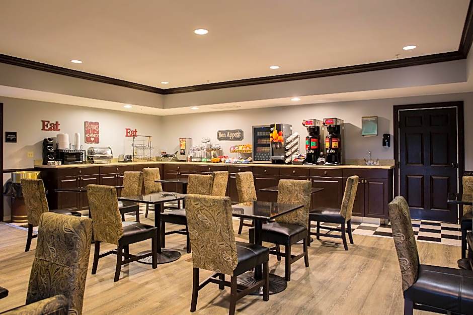 Evangeline Downs Hotel, an Ascend Collection Hotel