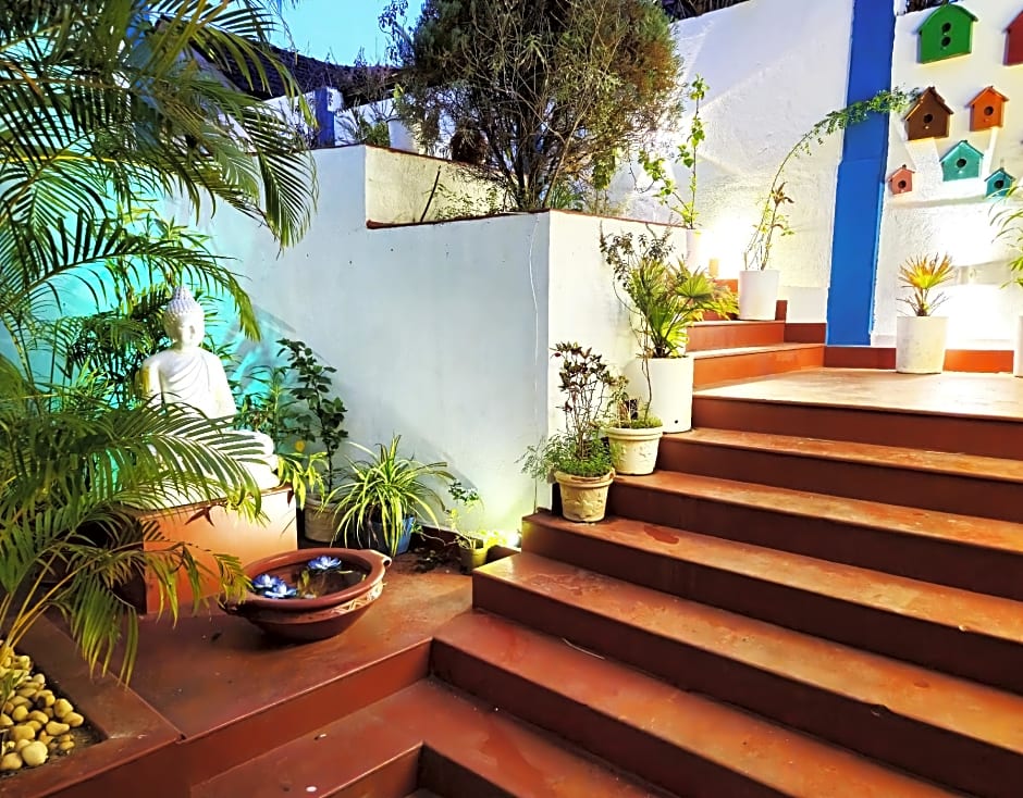 Shining Sand Beach Hotel