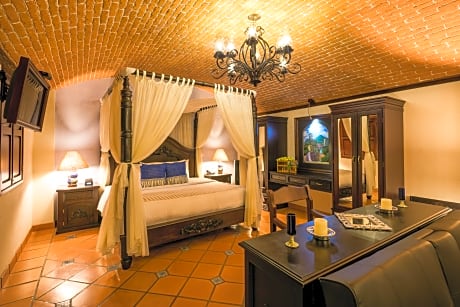 Junior suite king size bed