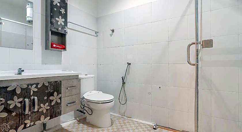 RedDoorz @ H. Agus Salim Street Pontianak