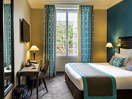 Classic Room with Park View