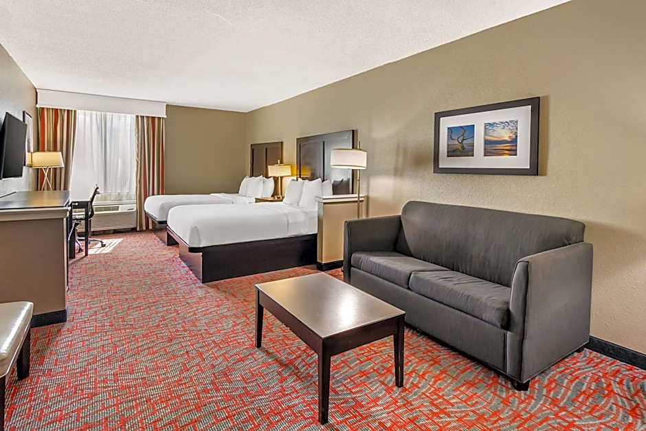 Comfort Inn & Suites North Charleston - Northwoods