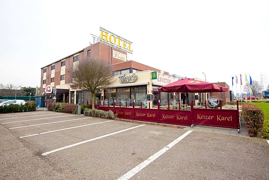 Photo 1 of 50 of Vivaldi Hotel