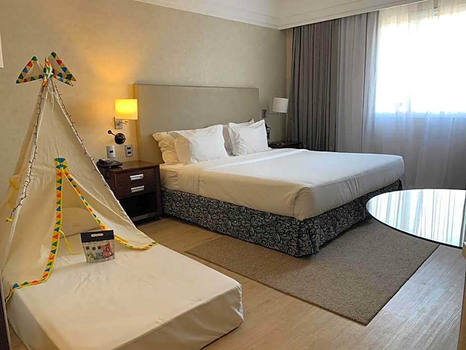 Quality Suites Alphaville