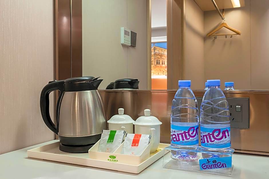 Vienna Hotel Rugao Zhengxiang Square branch