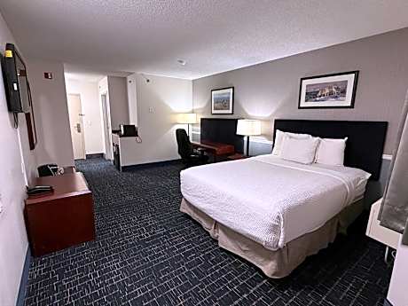 Queen Room