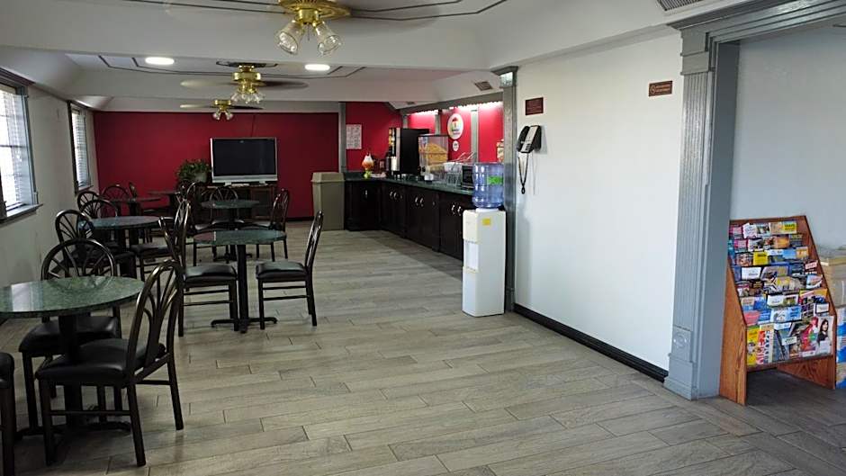 Super 8 by Wyndham Kingsville