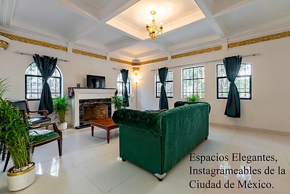 Anzures Black House