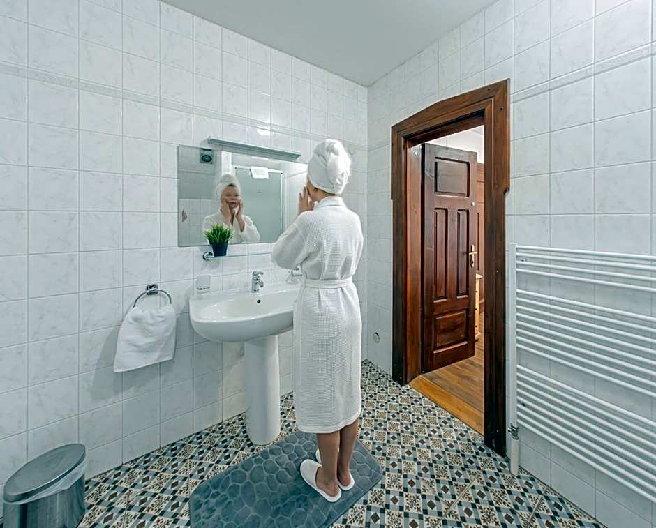 Hotel Salamander - Garni
